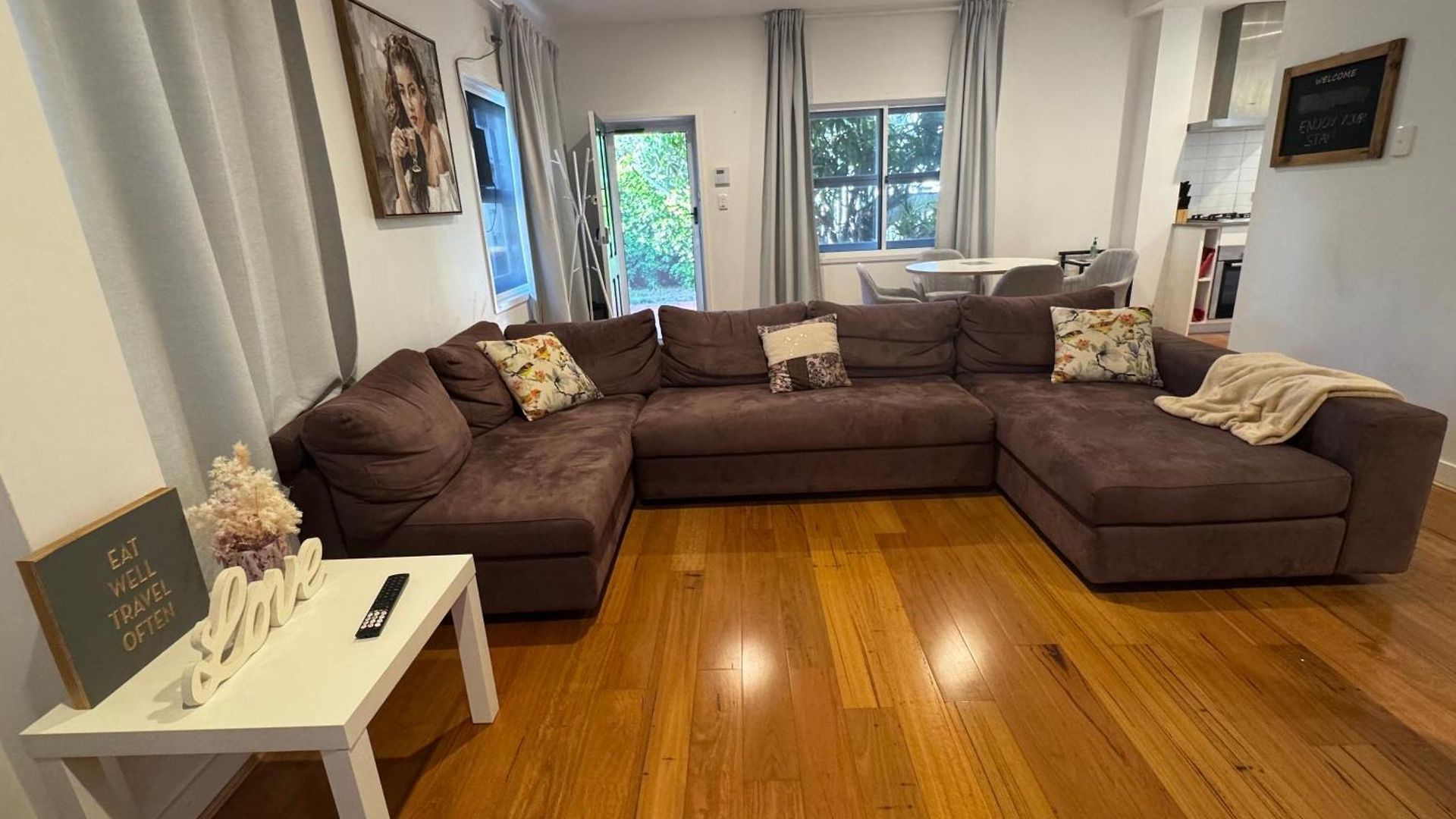Teneriffe, Walk To River, Onsite Parking Brisbane