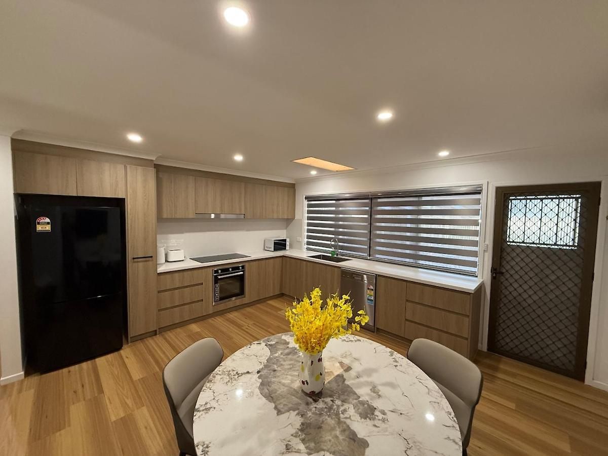 Pet Friendly & Sunnybank Luxury House * Brisbane