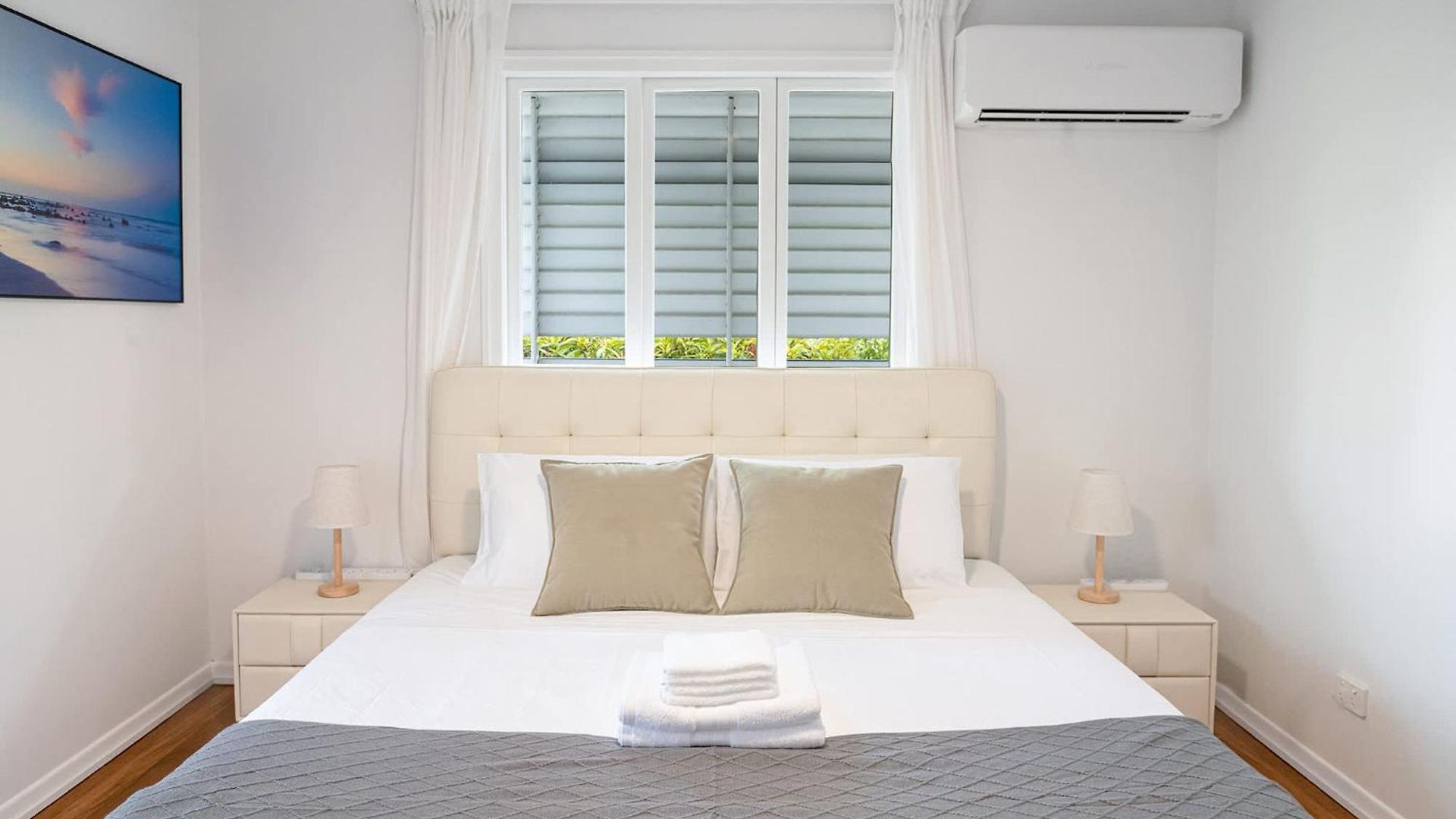 Holiday home Greenslopes Retreat Stylish Near Hospital Brisbane
