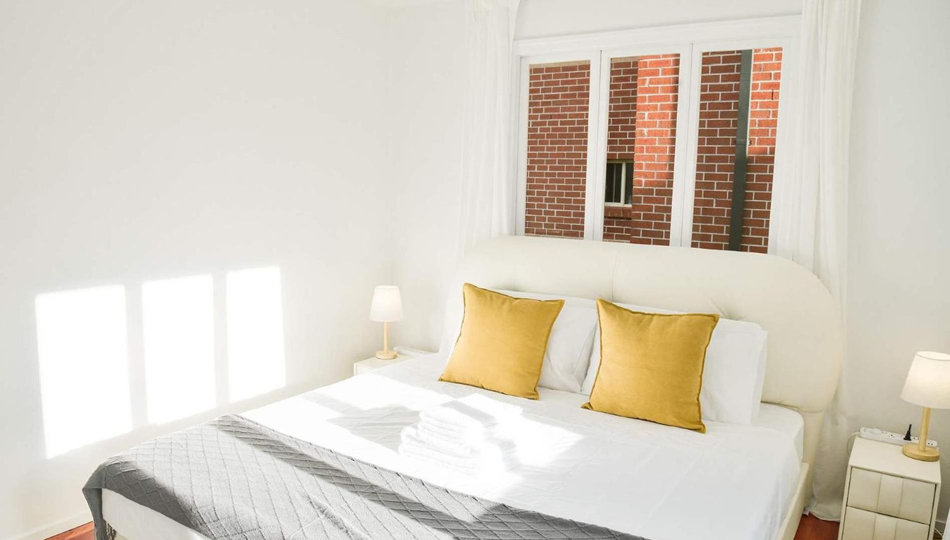 Holiday home Greenslopes Retreat Stylish Near Hospital Brisbane