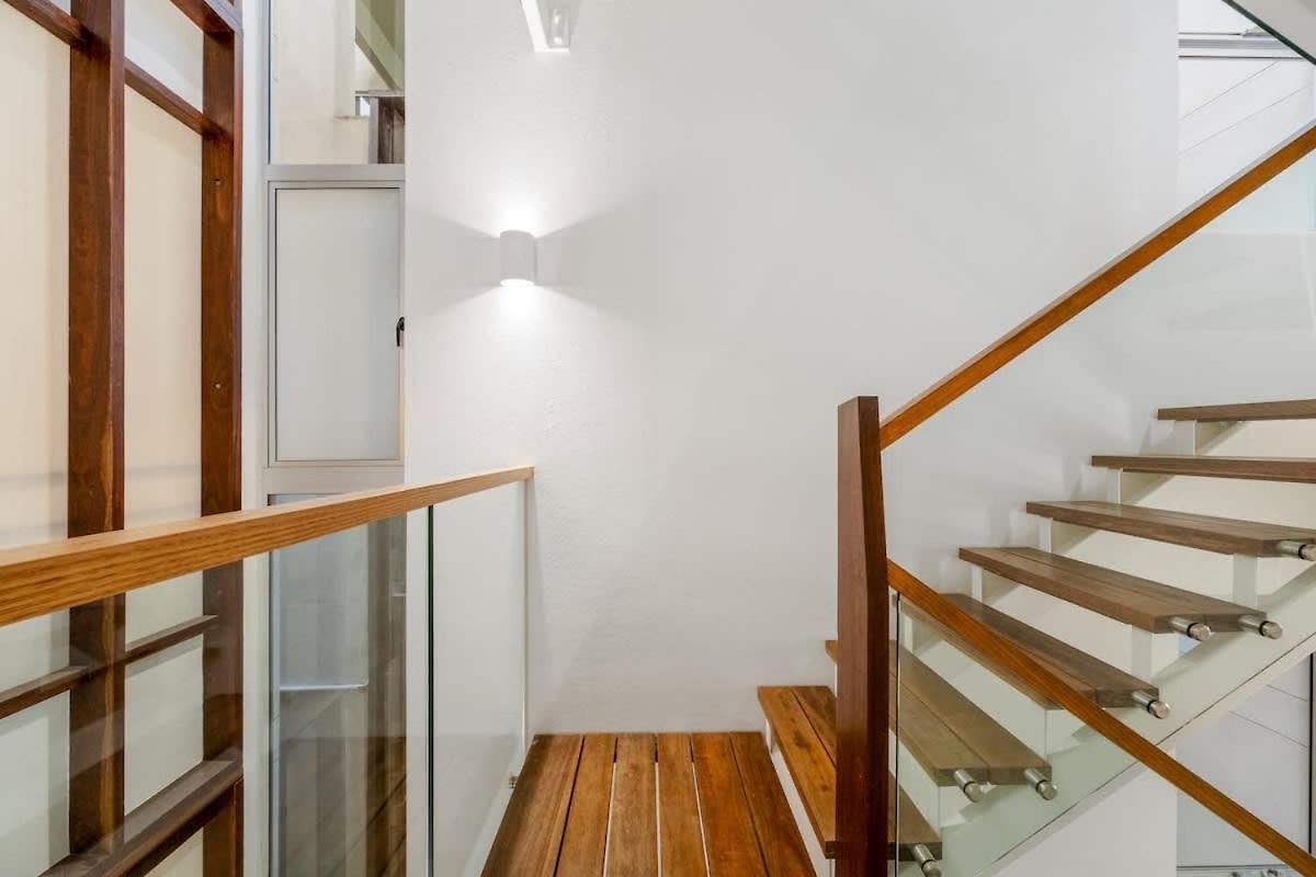 Exclusive Stylish Townhome - New Farm