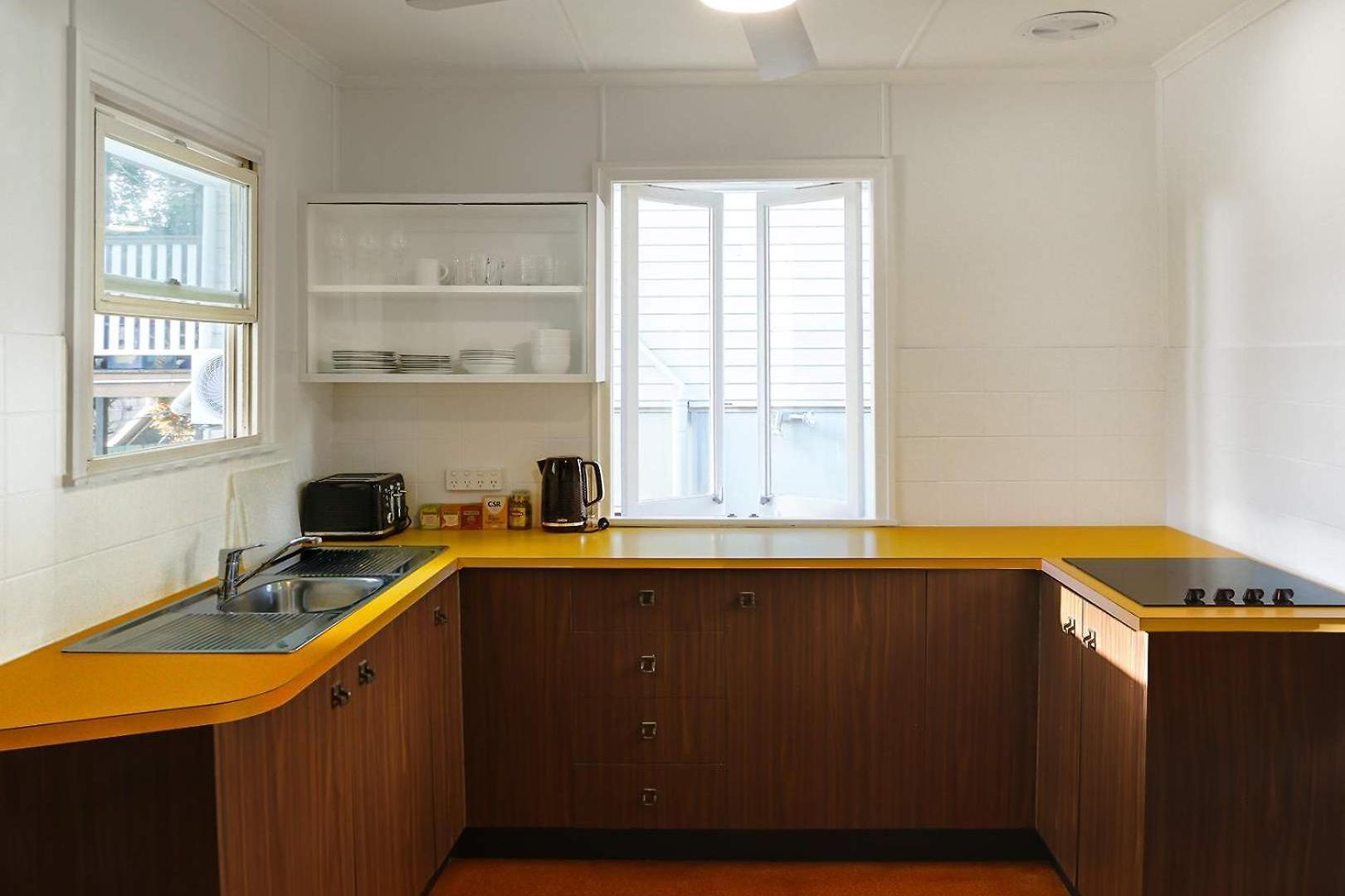 Greenslopes Retreat Stylish Near Hospital Brisbane