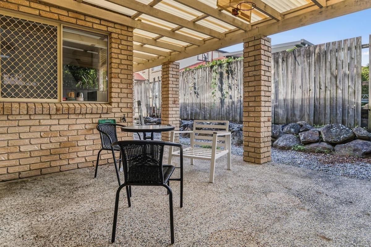 4br House Close To Sunnybank, Qeii Hospital,griffith Nathan,nissan Arena Villa *