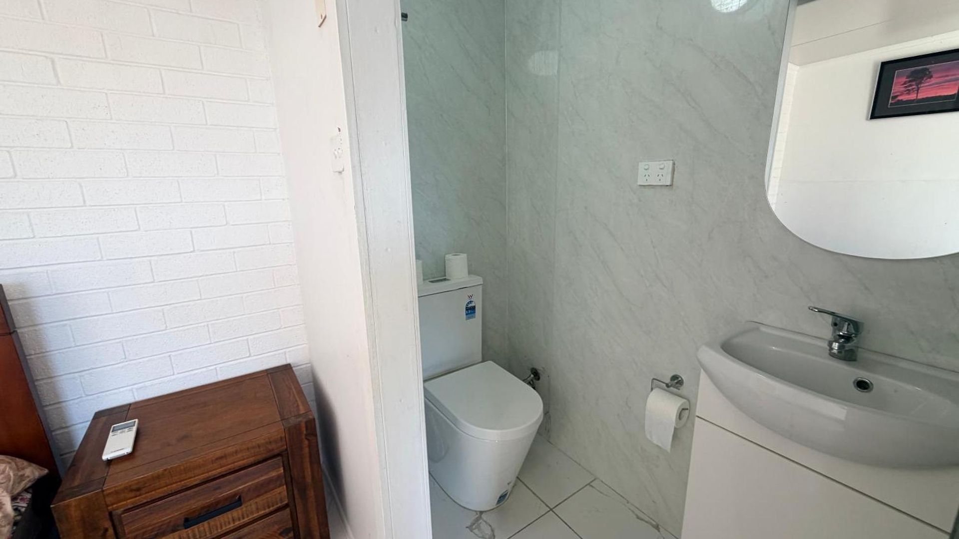 Rare Find! Private Granny Flat In Prime Area Guest house Brisbane
