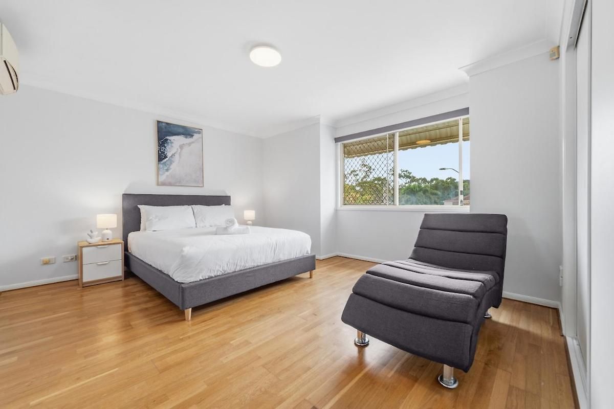 4br House Close To Sunnybank, Qeii Hospital,griffith Nathan,nissan Arena Brisbane