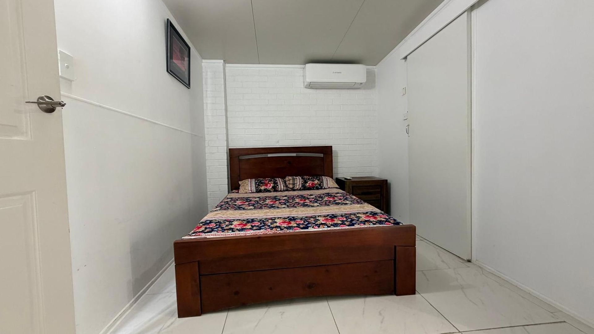 Guest house Rare Find! Private Granny Flat In Prime Area