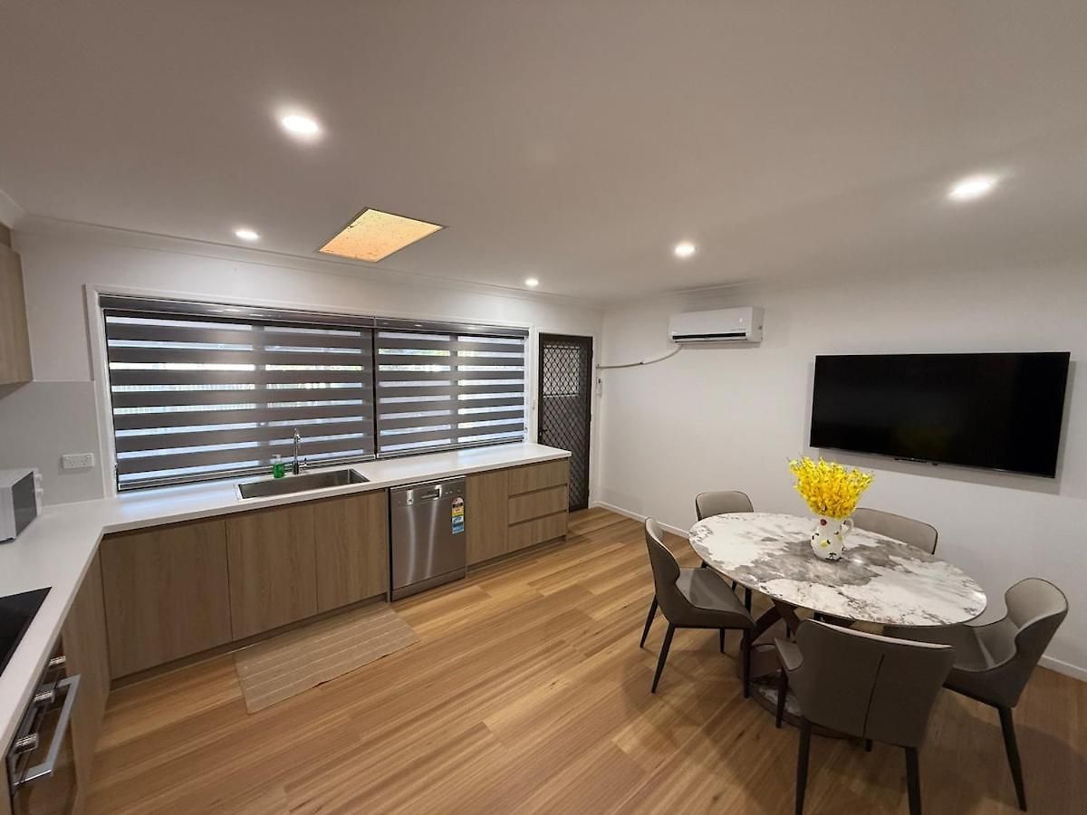 Villa Pet Friendly & Sunnybank Luxury House *