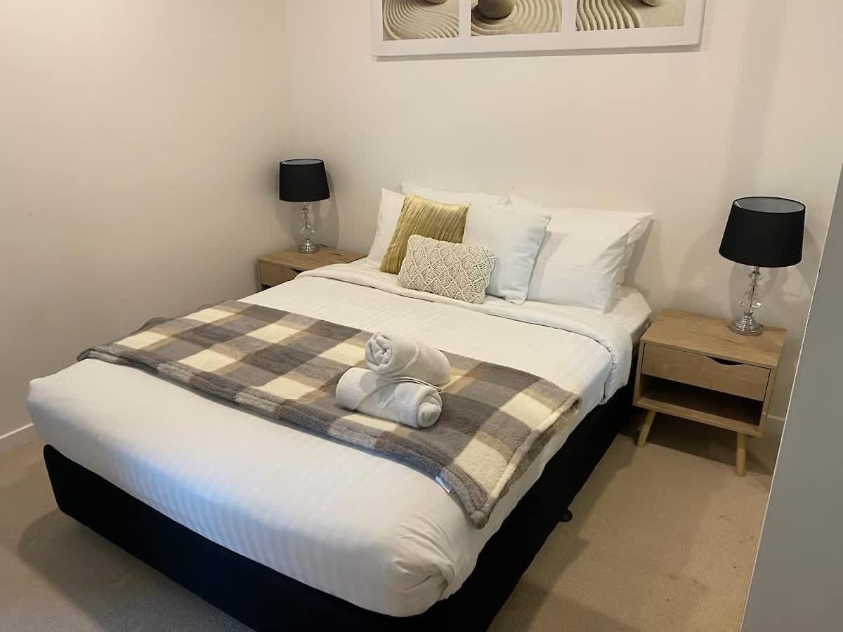 Apartment Apartment, 10 Floors High By Stylish