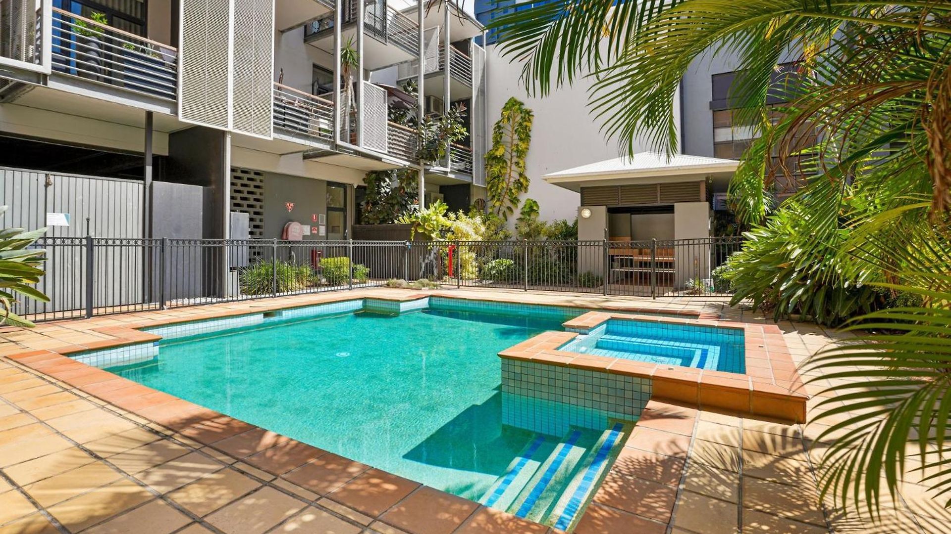 Peaceful 1-bed Near Brisbane's Heart Apartment *