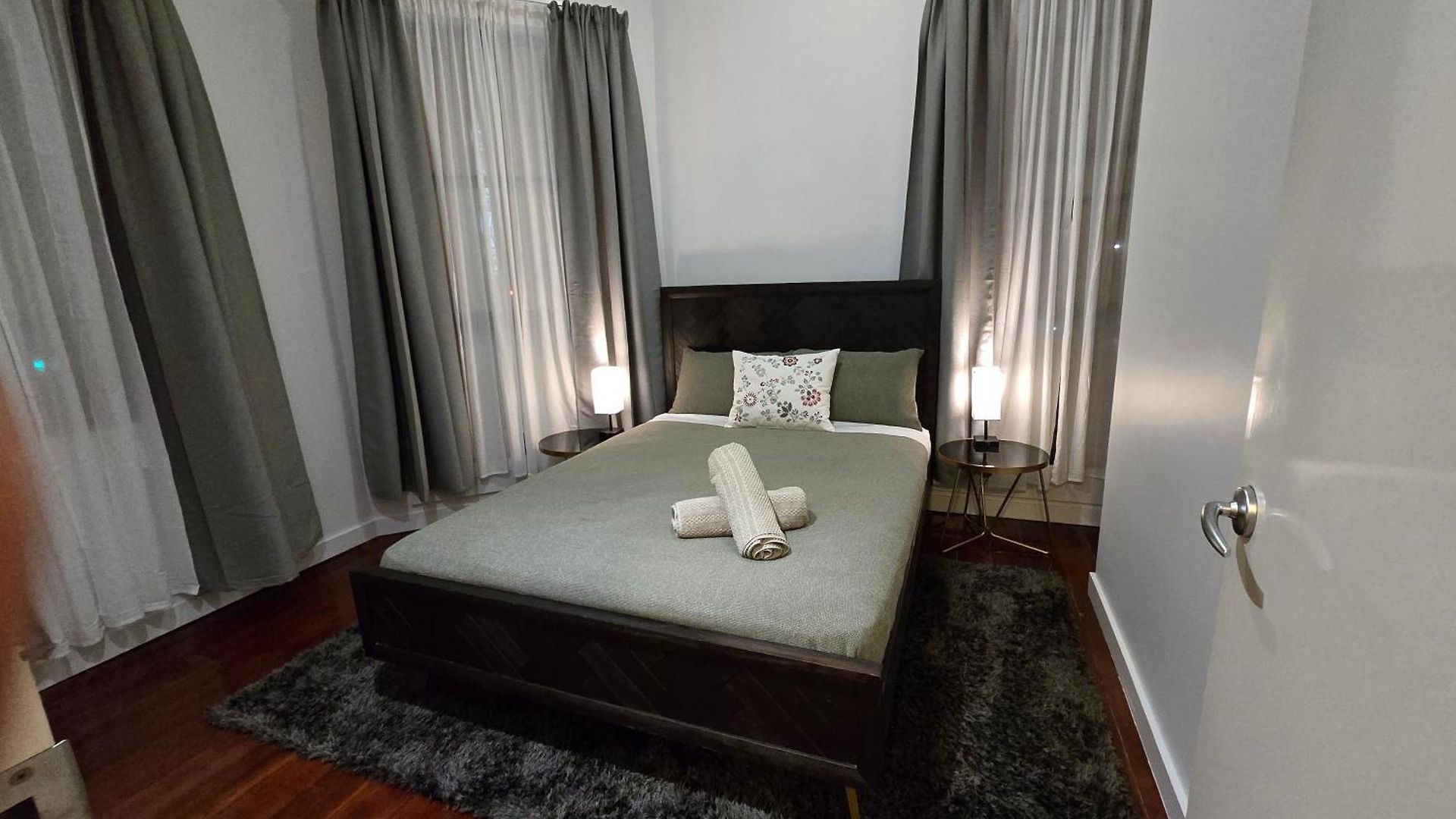 Romance And Rhythm Loft Above The Beat Of The Apartment