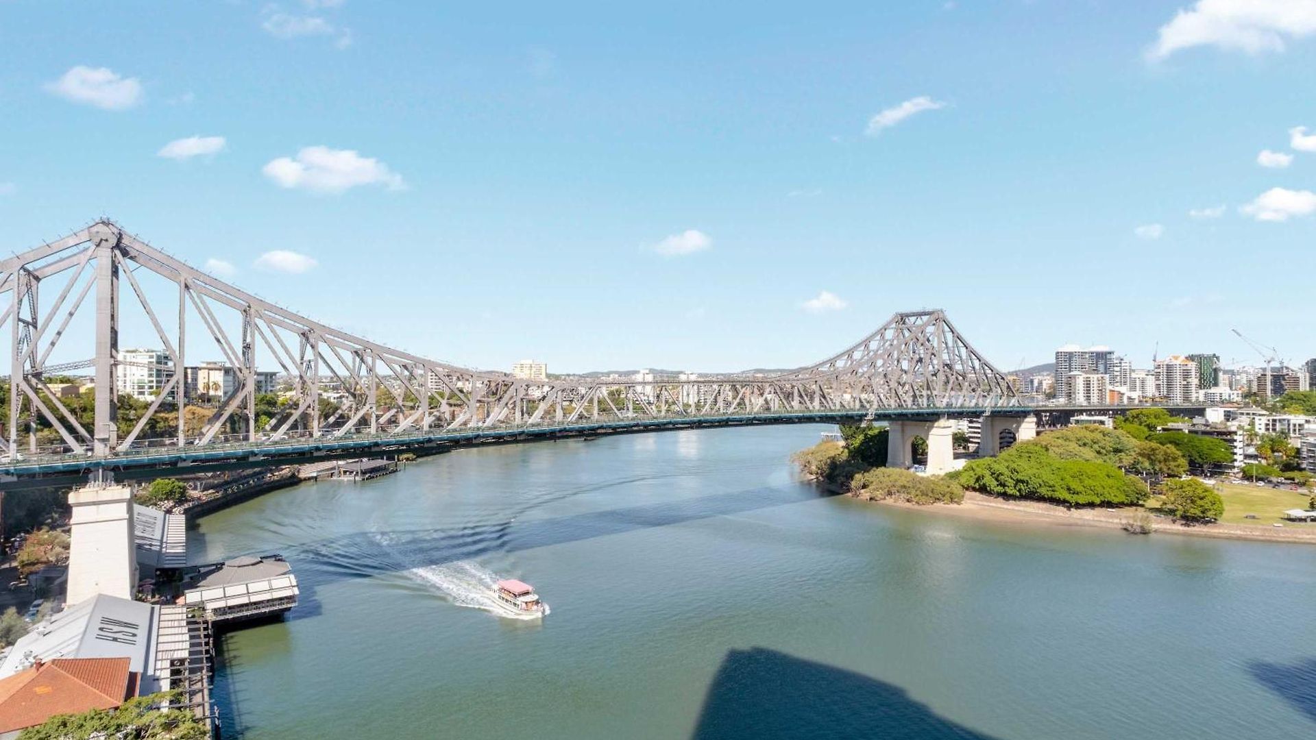 Oasis 2bed-1bath-1car-views Brisbane