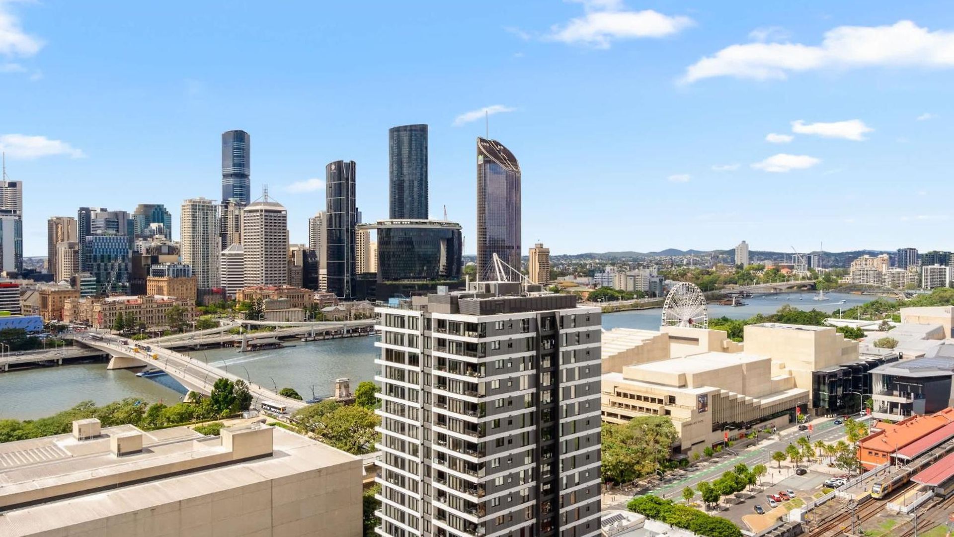 Fab! Skyline Cbd Views Over South Bank Apartment