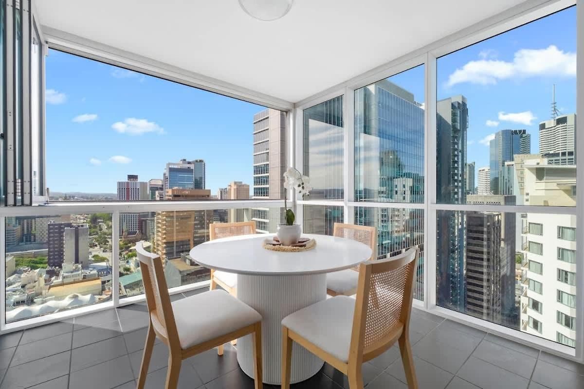 Apartment Escape 2bed-2bath-1car-pool-views - Cbd Brisbane