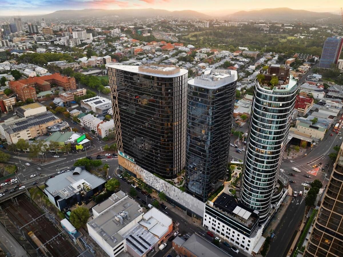 Twilight Views 2br In Fortitude Valley & Parking *