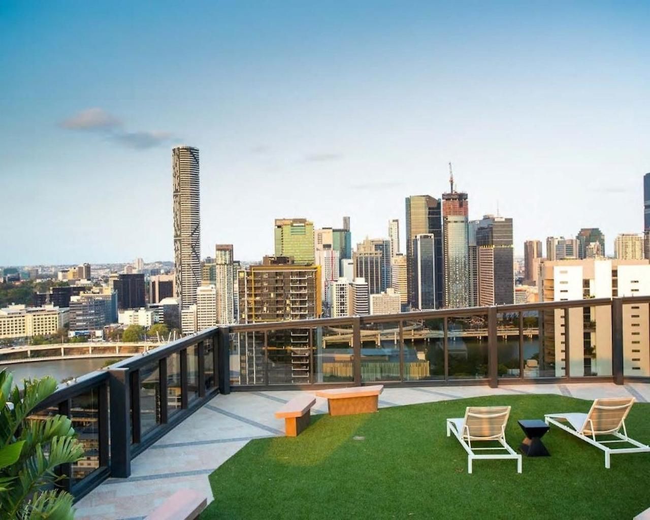 Big And Modern 3br Southbank Apartment