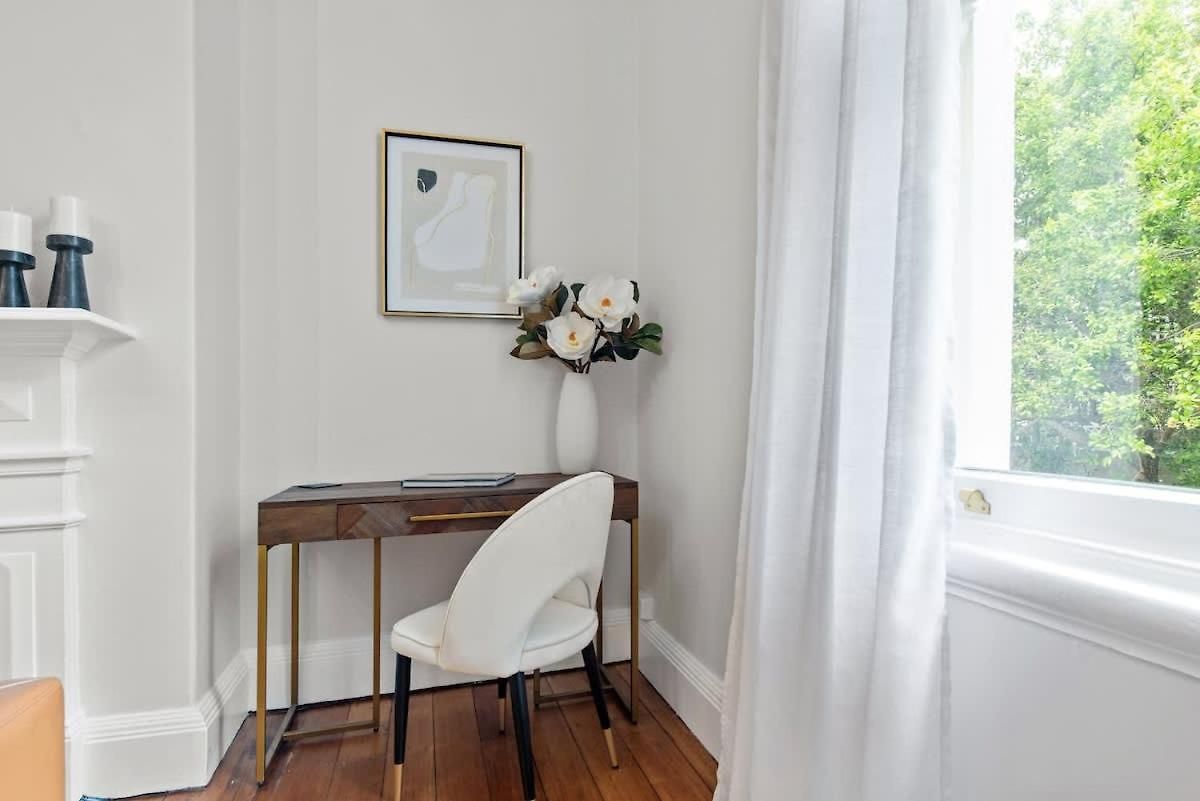 Apartment Art Deco With Modern Twist 1bed-1bath-1car-new Farm Brisbane