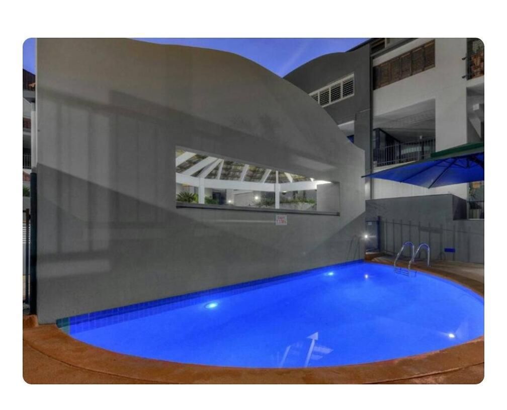 Quiet New Farm Retreat With Pool & Free Parking