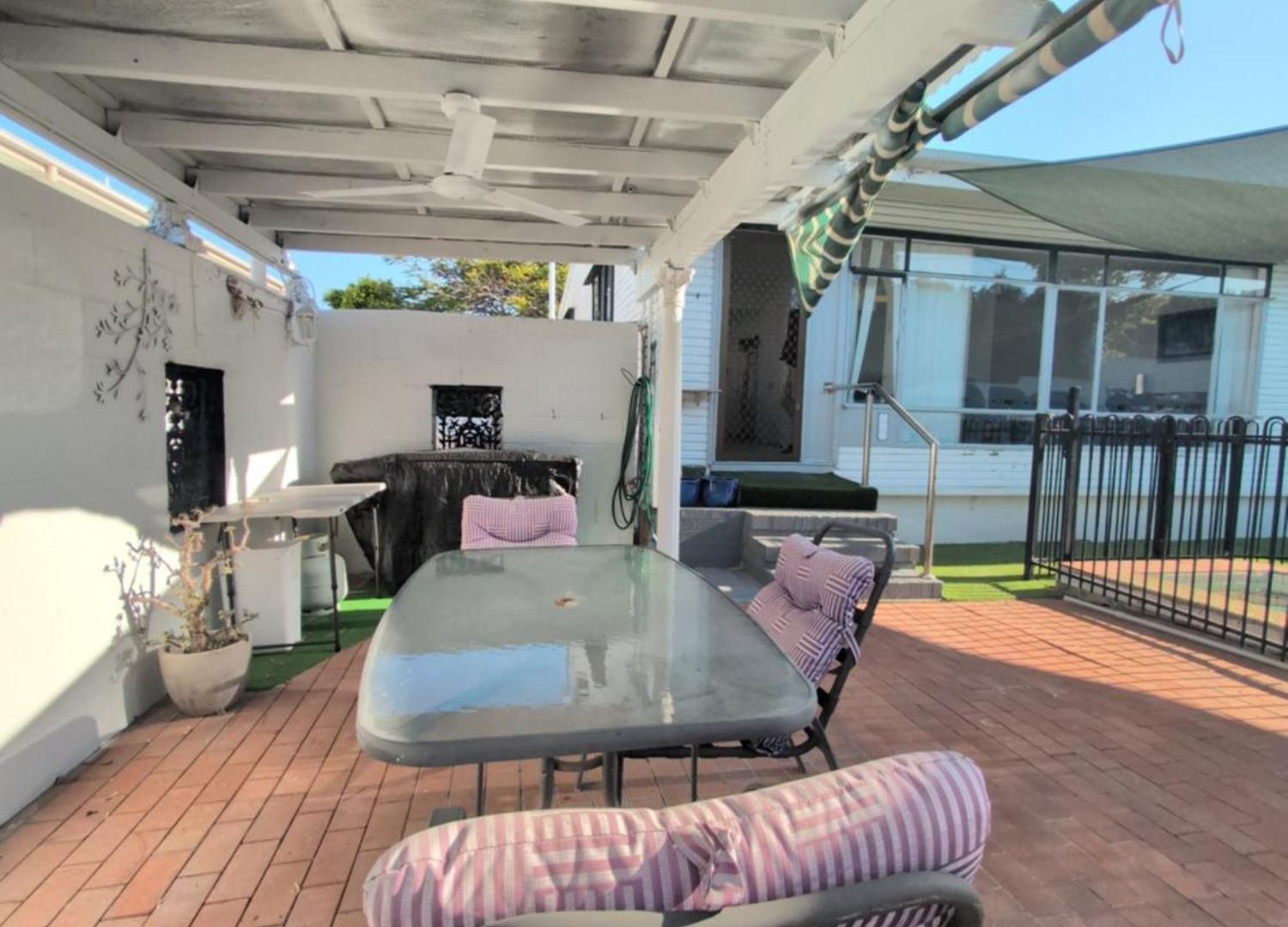 Peaceful, Pool, Lowtox, B'fast Included, Yoga Yard