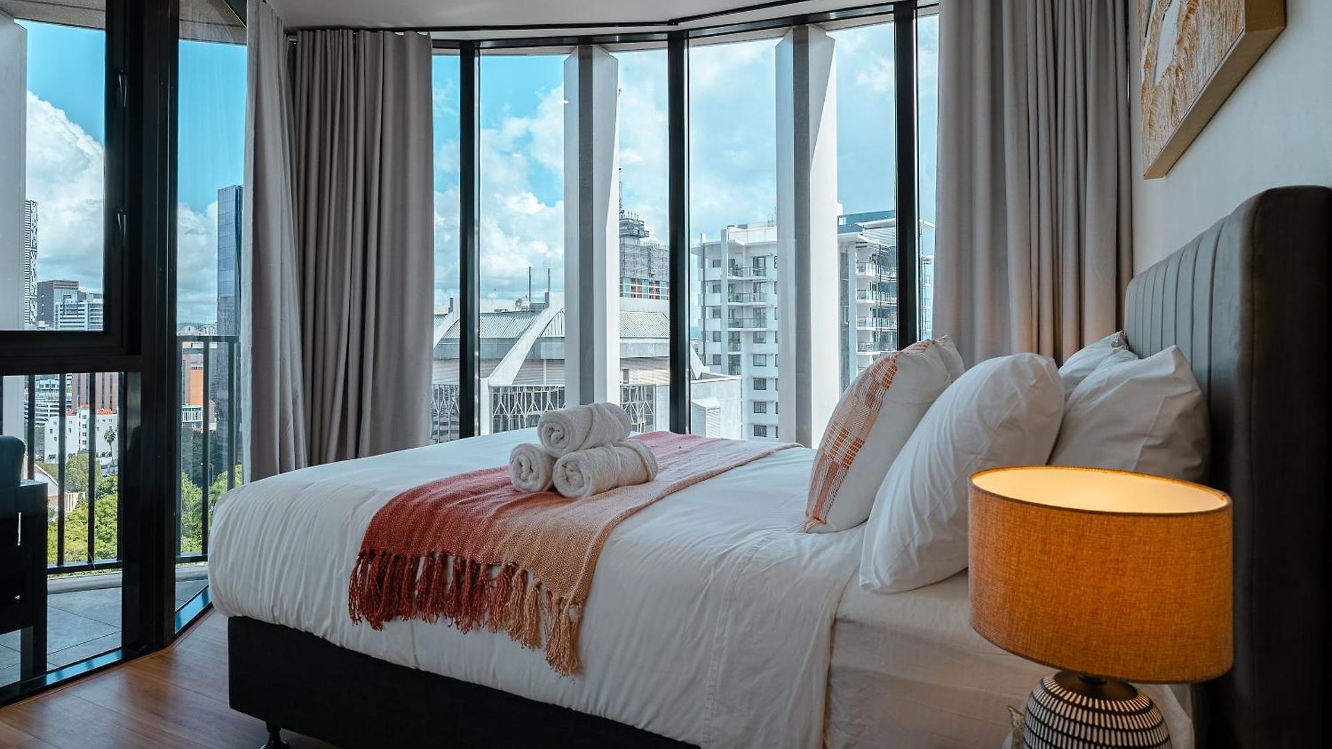Apartment Lux 20th Floor 2br 2bath, Infinity Pool, Gym, Wifi Brisbane