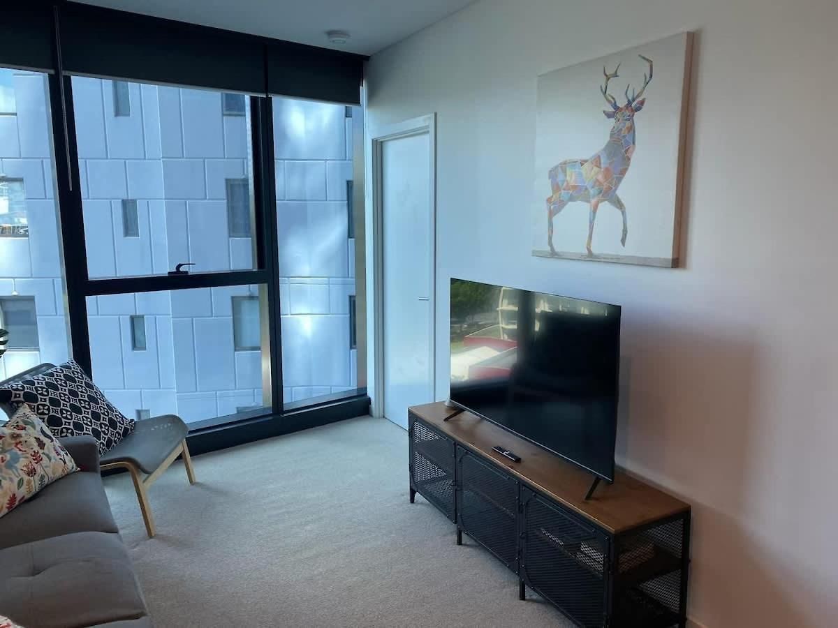Apartment, 10 Floors High By Stylish Brisbane
