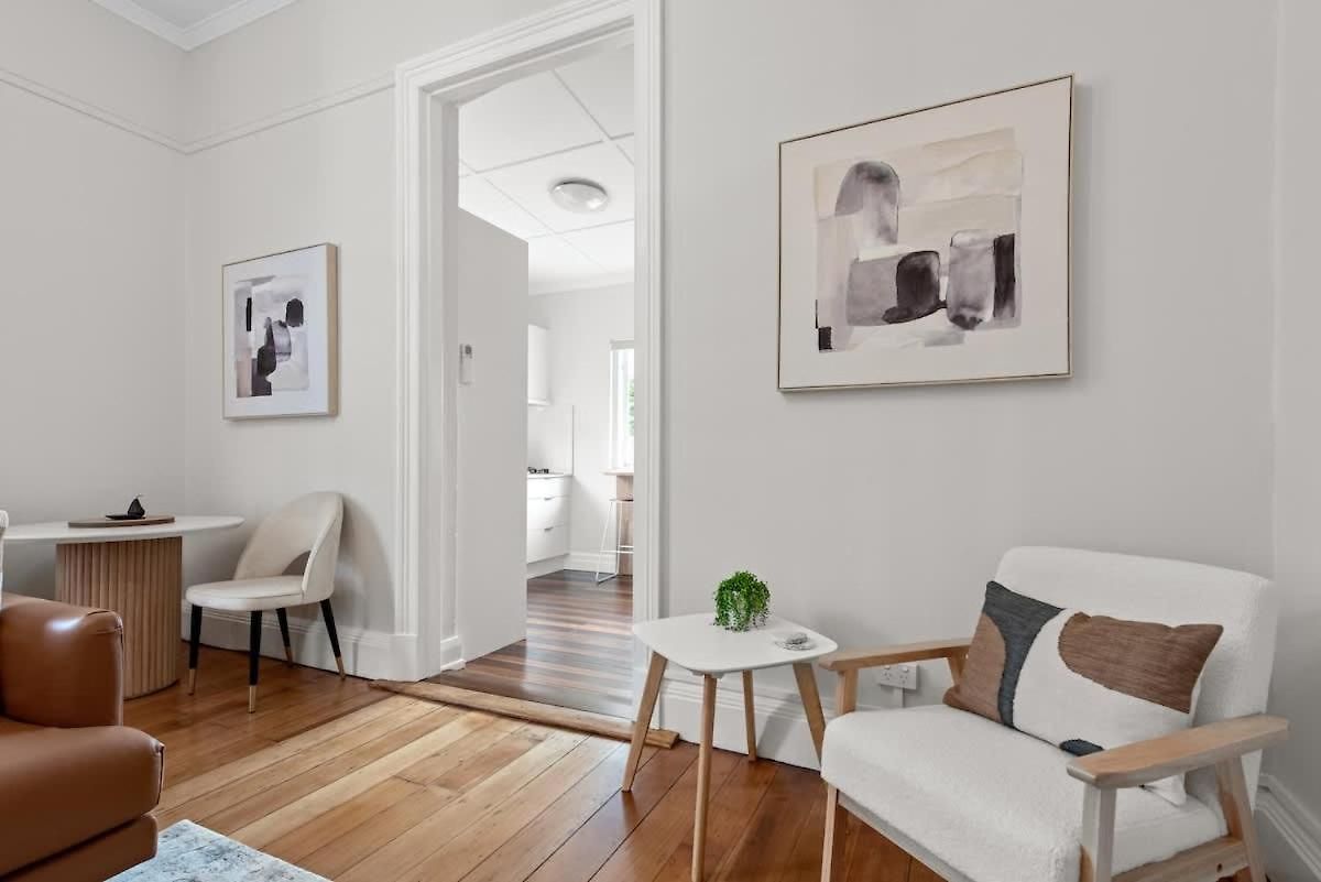Art Deco With Modern Twist 1bed-1bath-1car-new Farm Brisbane