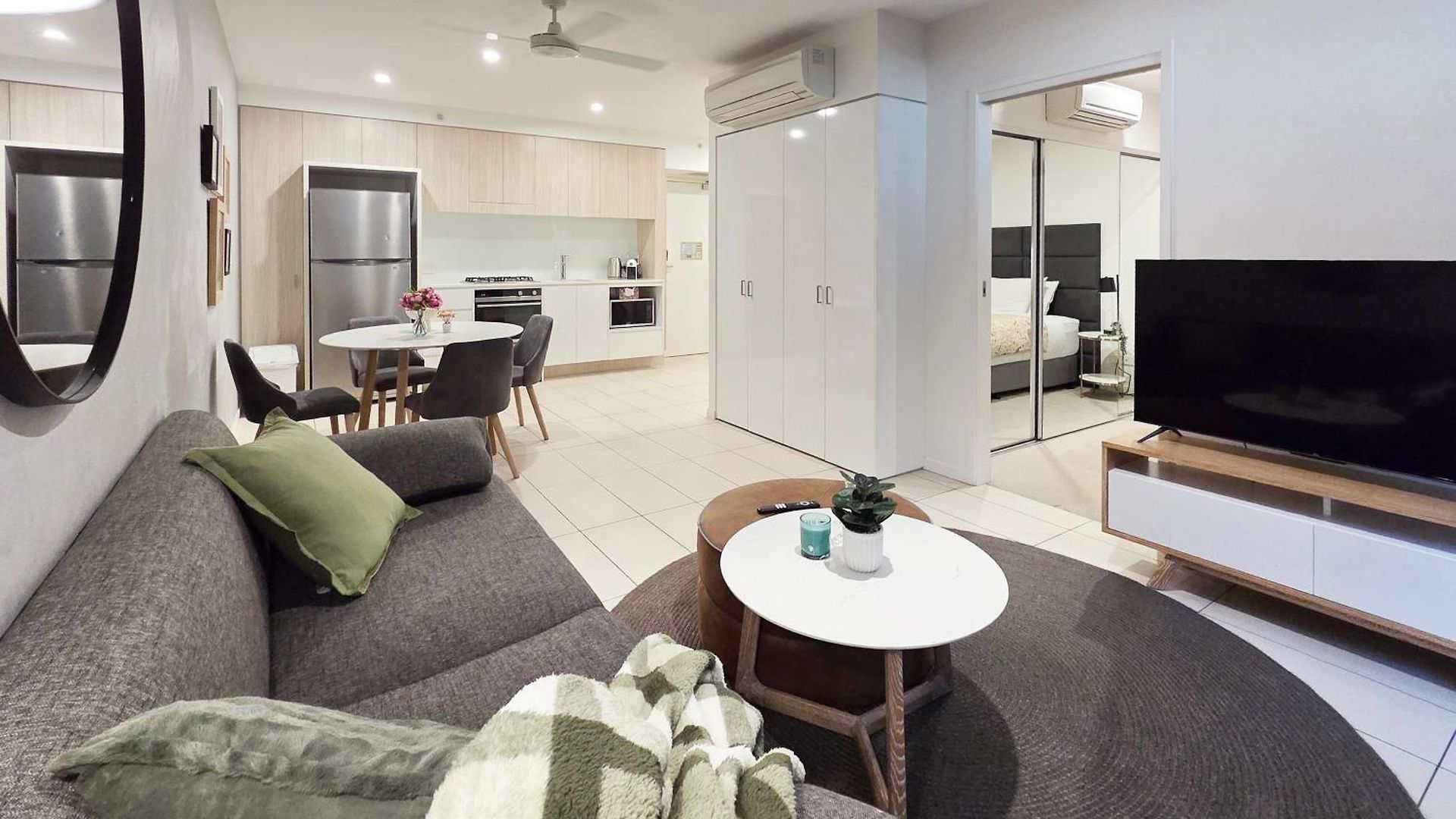 Portside Wharf Retreat With 1 - Bedroom King Bed * Brisbane