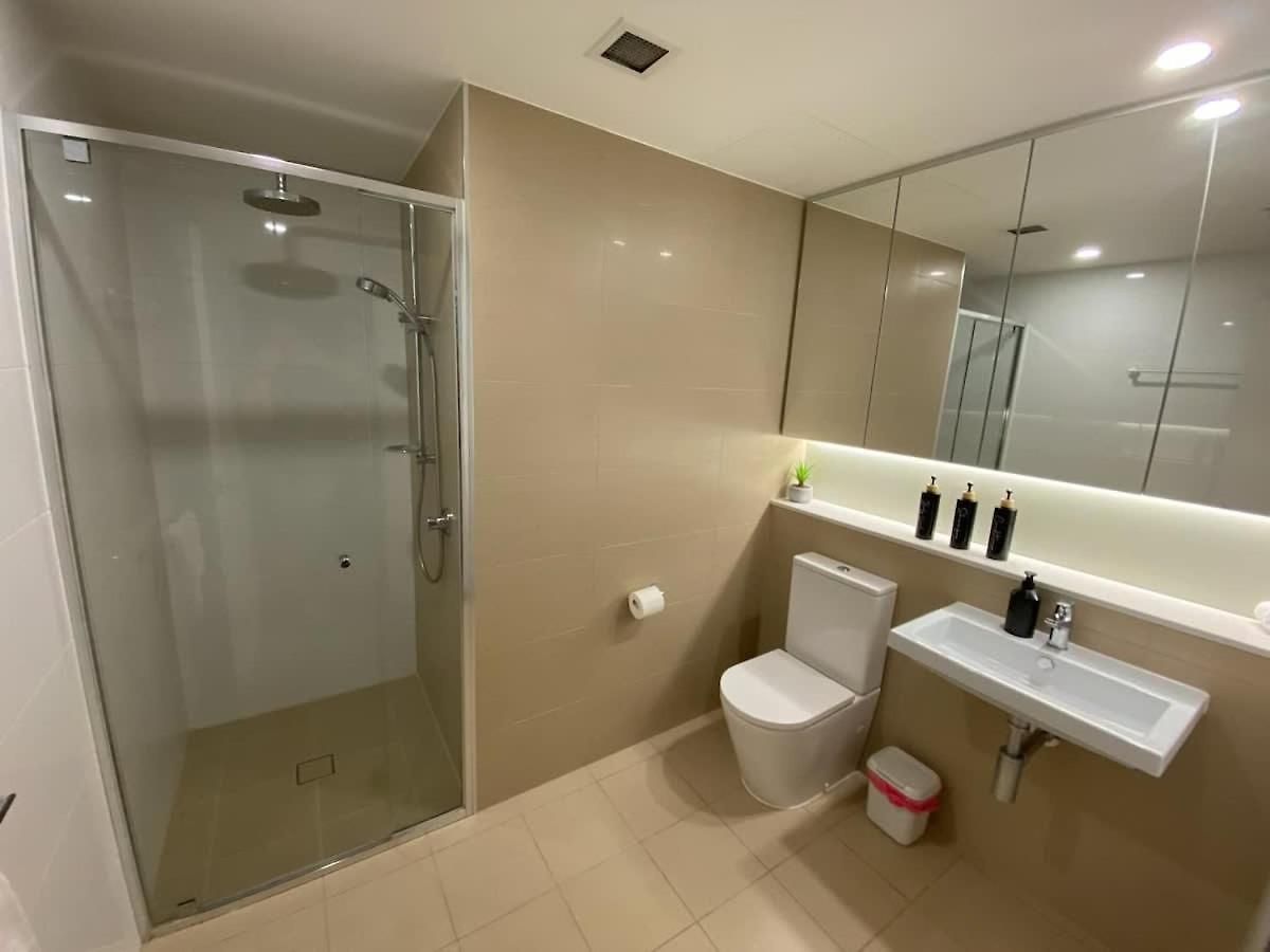 Apartment, 10 Floors High By Stylish Apartment Brisbane