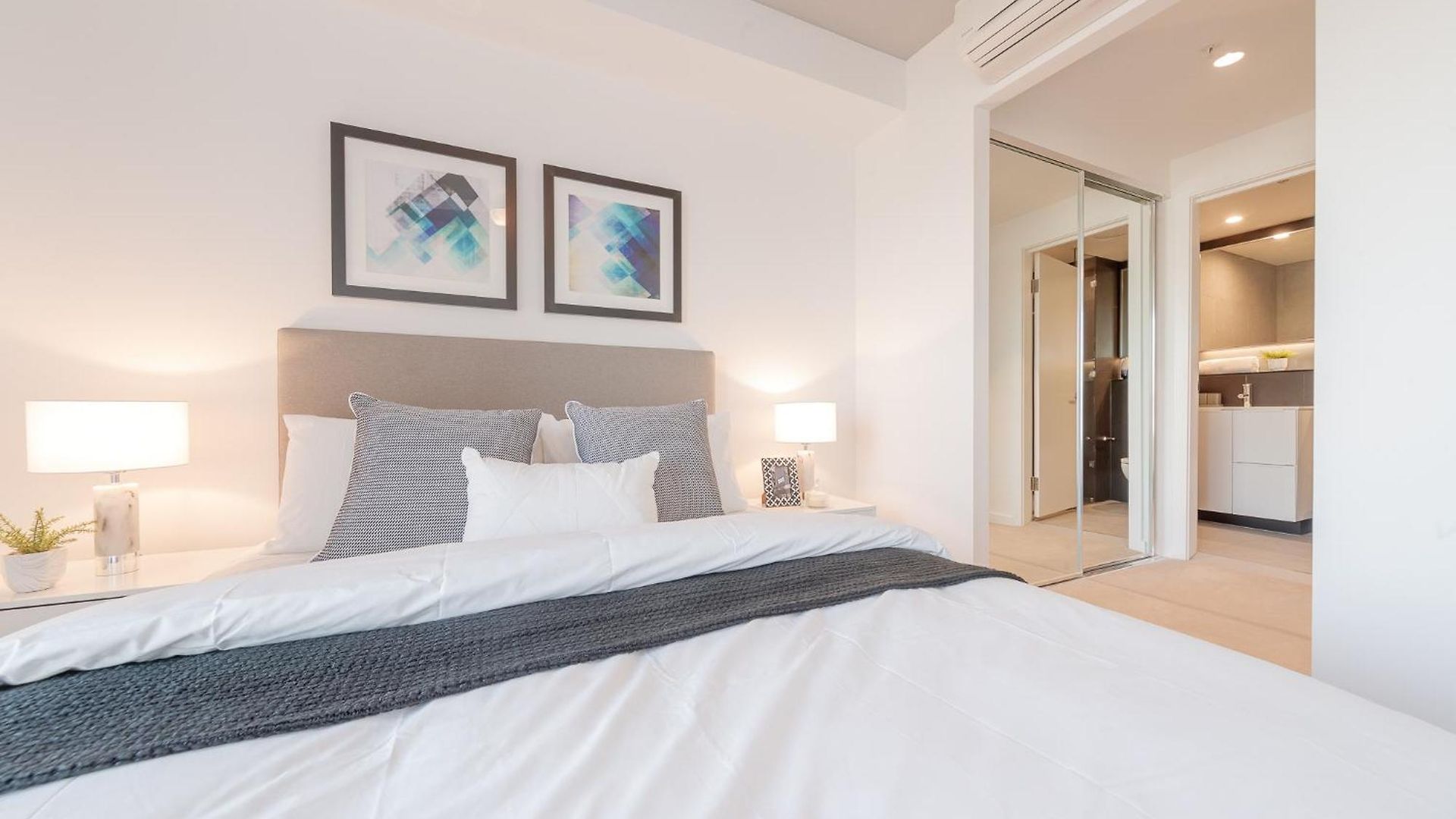 Apartment King Street Residences *