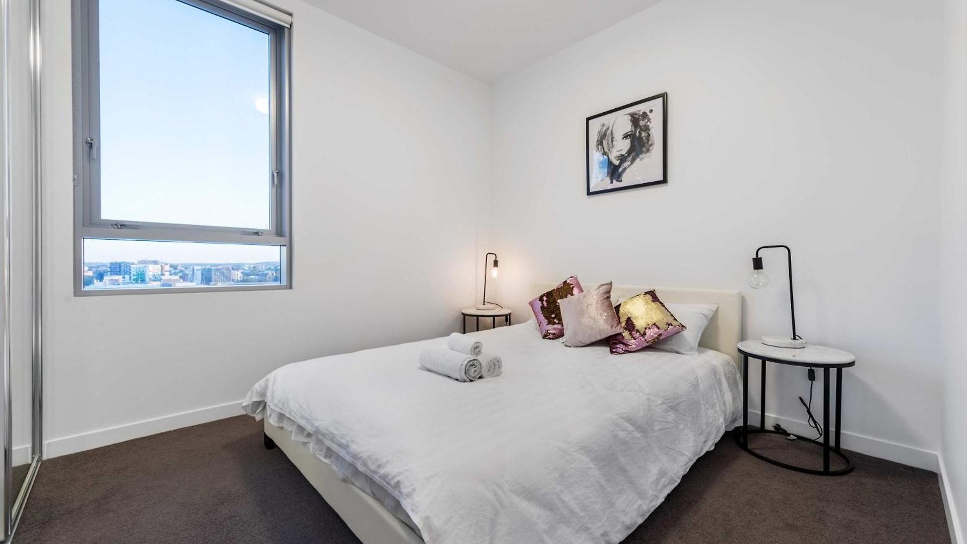 Apartment Stylish 2br With Water Views In South