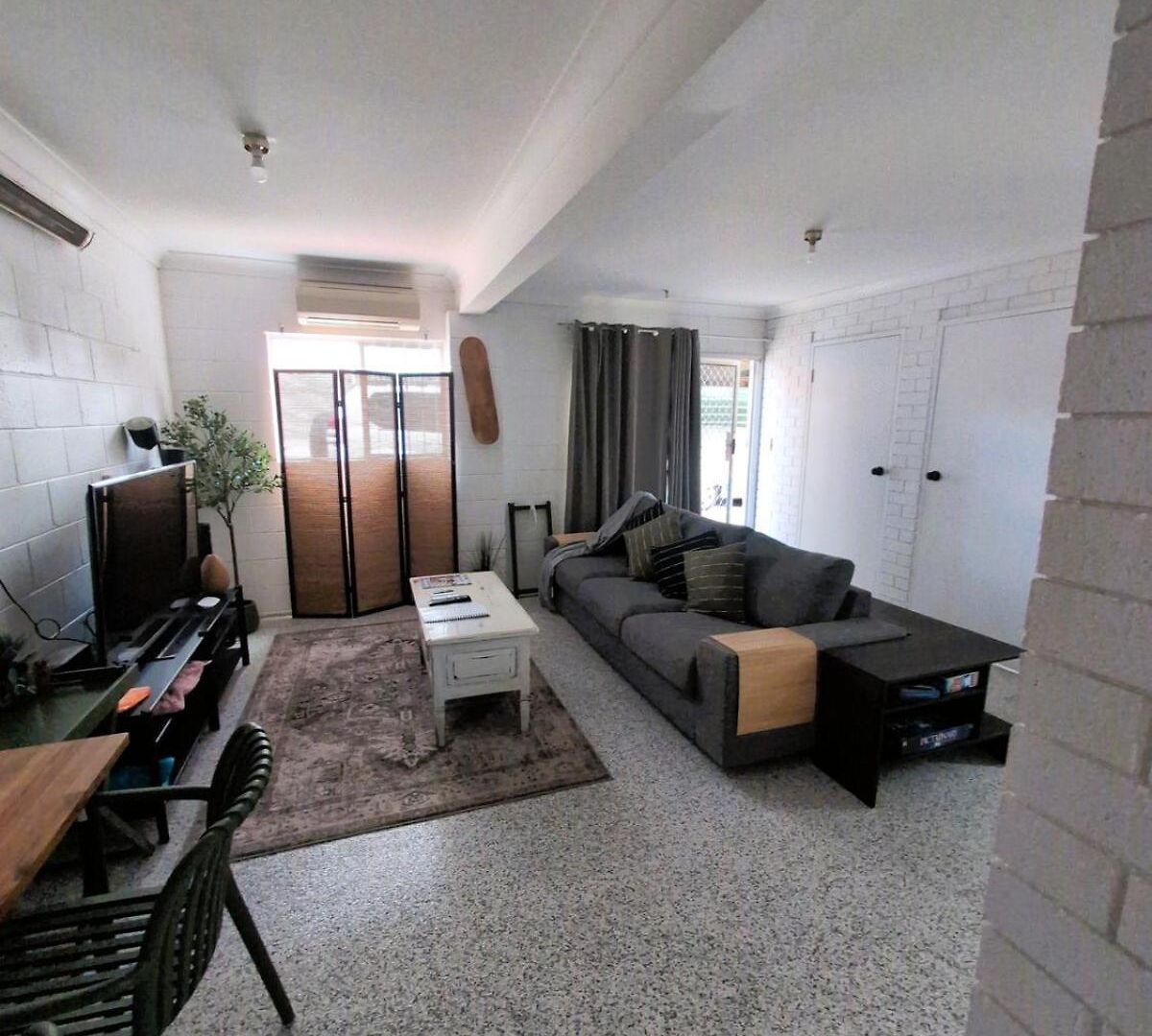 Peaceful, Pool, Lowtox, B'fast Included, Yoga Yard * Brisbane