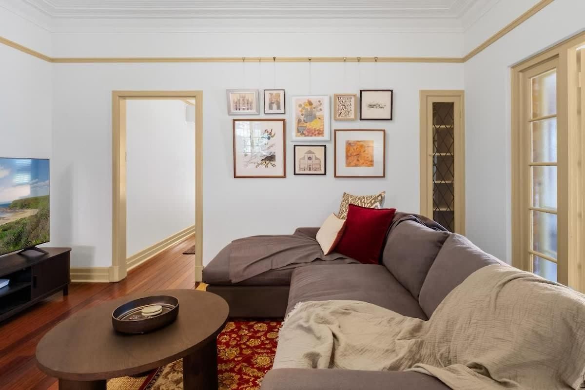 Art Deco Elegance In New Farm *