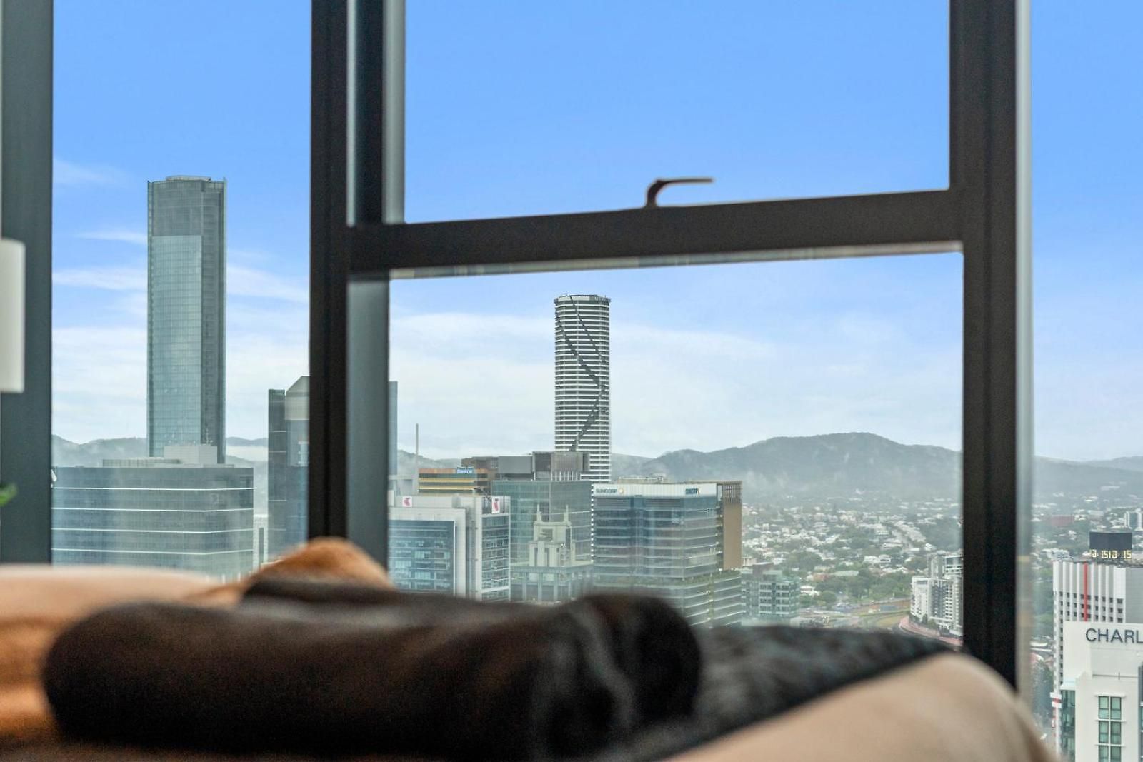 Skytower Level 53 Free Parking Sleeps 5 Cbd *