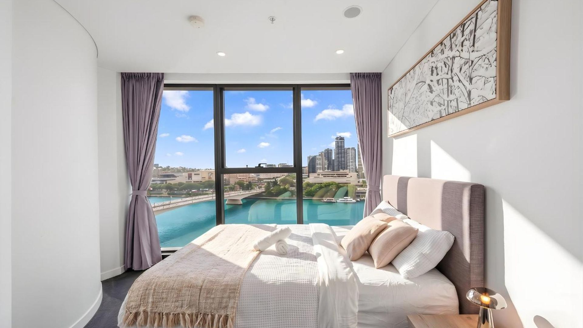 One Sky - Sleep 6 - Pools Cinema Sauna Gym Free Parking * Brisbane