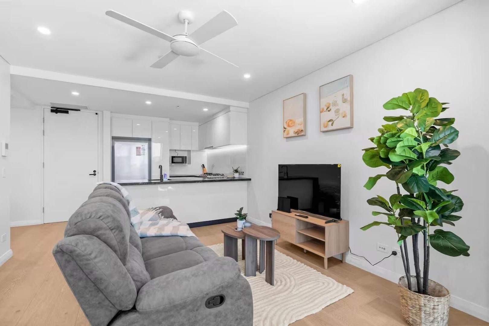 Apartment Luxury High-floor 1br Retreat With Balcony Brisbane