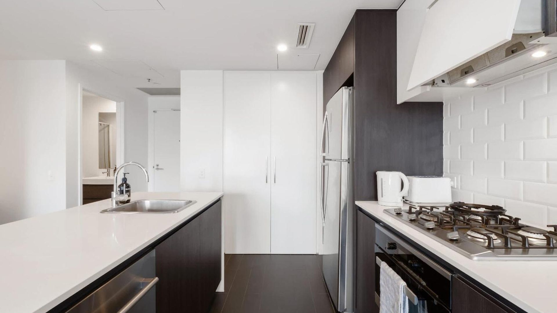 Apartment Fab! Skyline Cbd Views Over South Bank