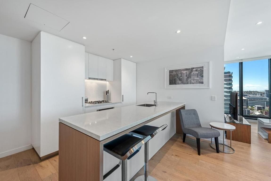 Apartment Skyline In Fortitude Valley Brisbane
