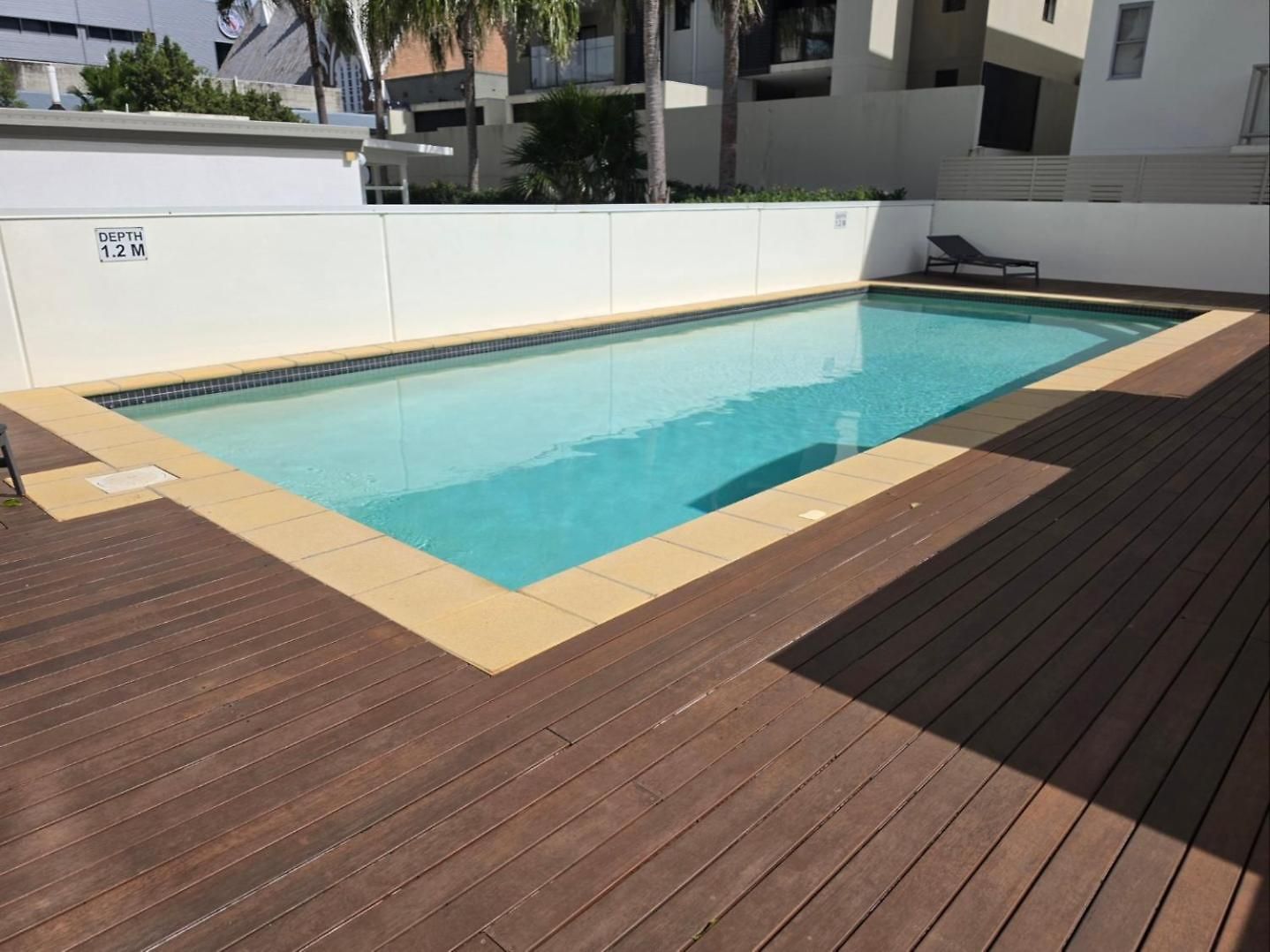 Spacious Comfortable Unit With Free Parking & Pool Apartment *