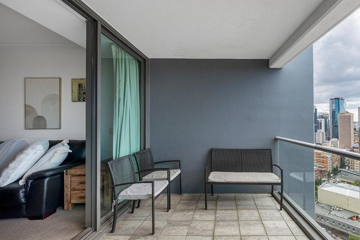 Apartment With Stunning River Views Up To 6 Guests And 2 Parking