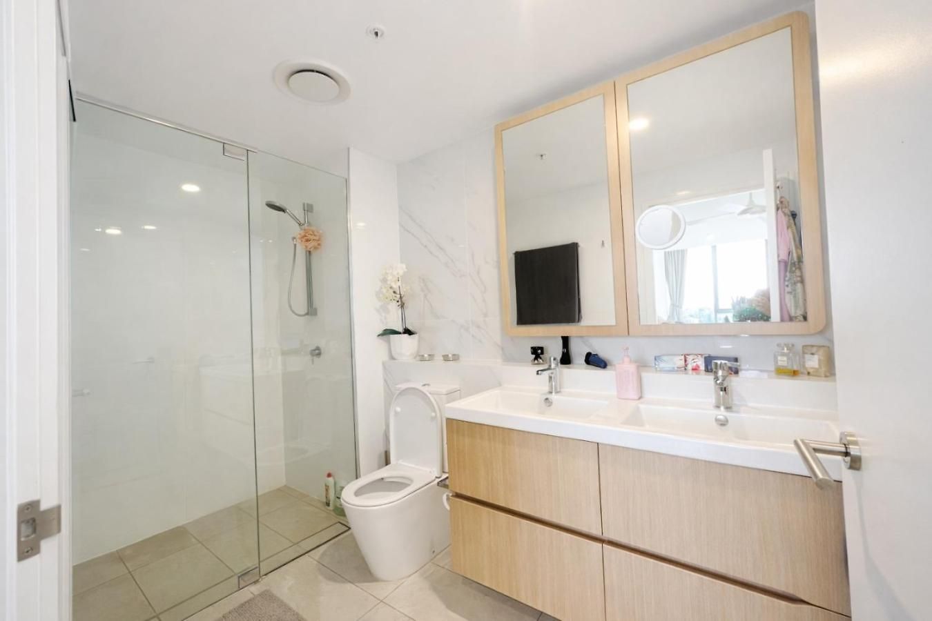 Designer 2 Bedroom In South Brisbane