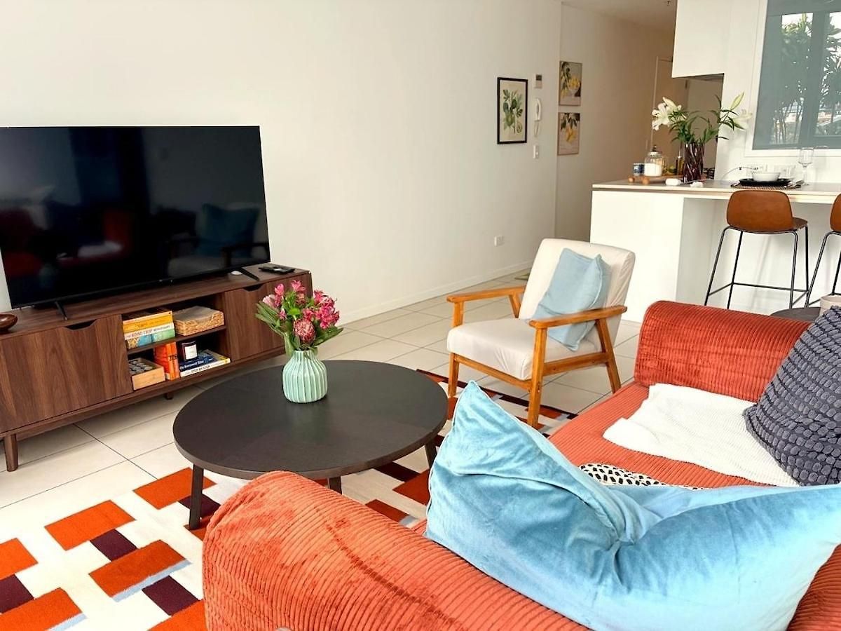 Apartment Stylish 1br With Pool & Gym *