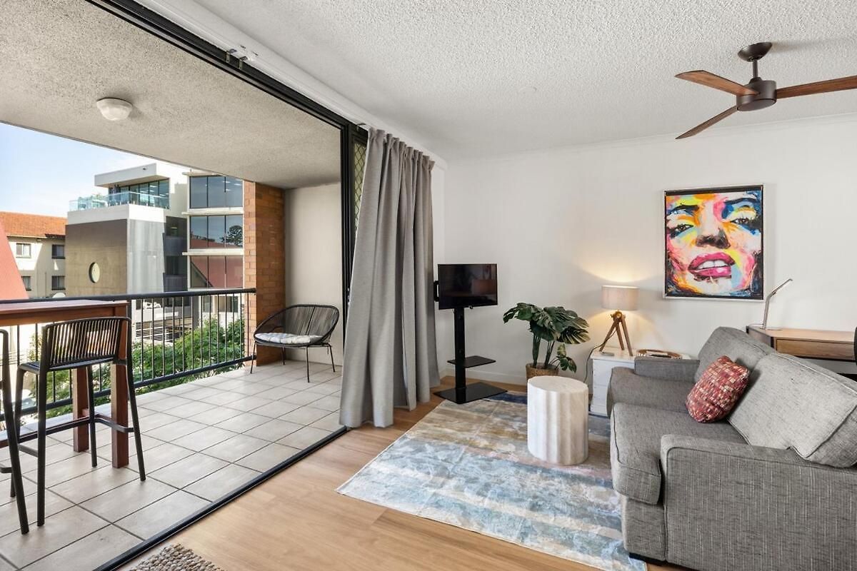 Galleries Apartments, 1 Bed, Parking, Balcony Brisbane