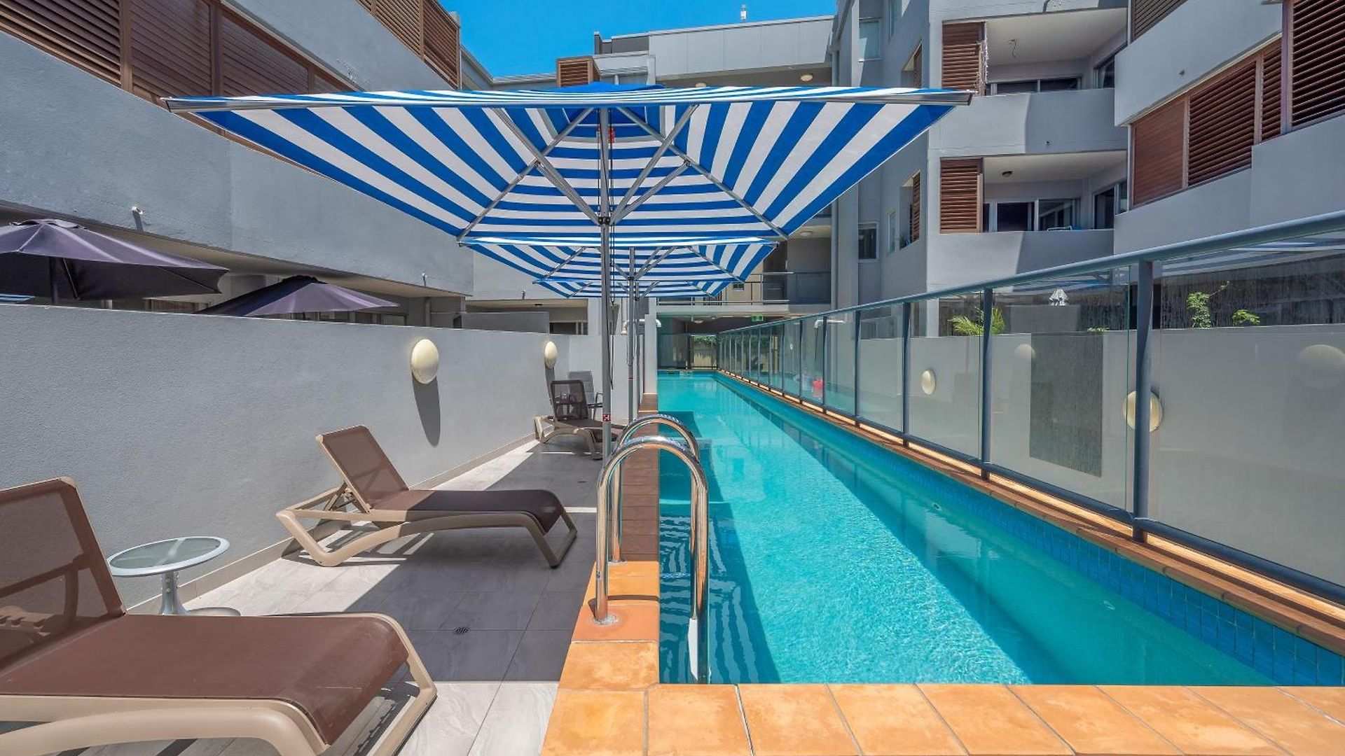 Huge Courtyard With Free Parking - Walk To Hsw, St And Valley Mall Apartment Brisbane