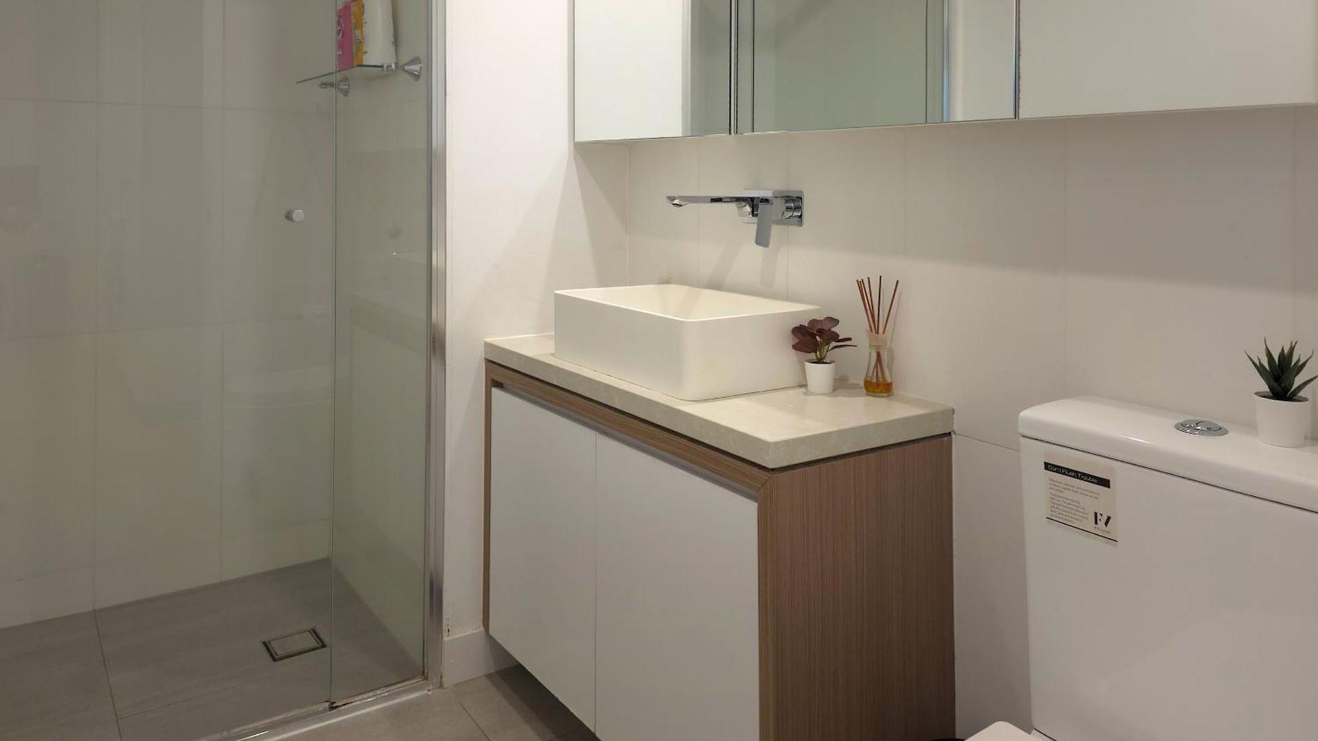 Alfred Street Retreat - 2Br With Parking A Pool & Gym Brisbane