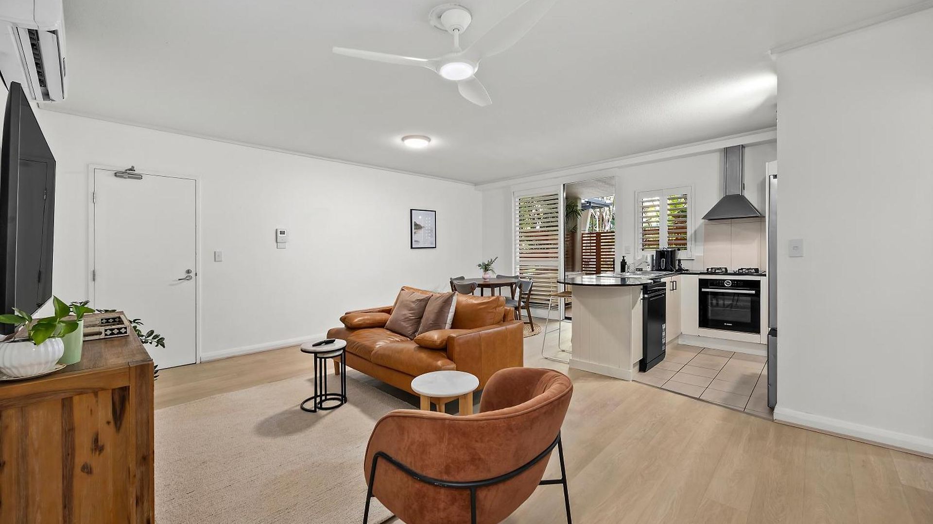 Resort-style 3br River And Hosp Parking And Pool Apartment *