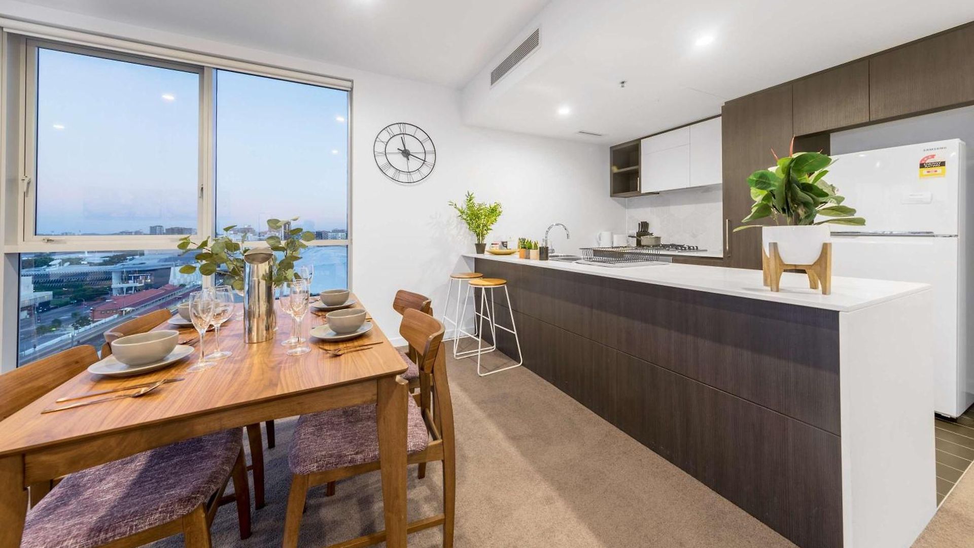 Stylish 2br With Water Views In South Brisbane