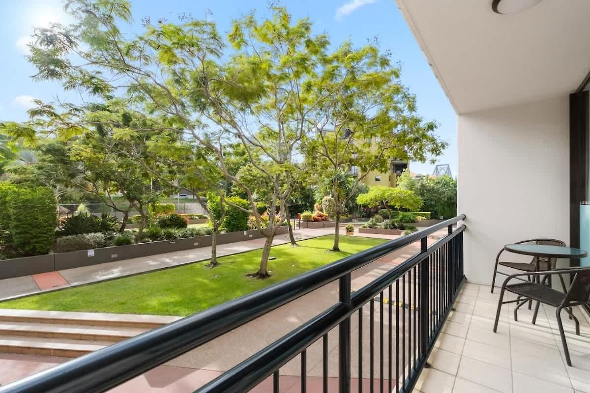 Apartment Hideaway - Pool Gym Bbq Tennis Court *