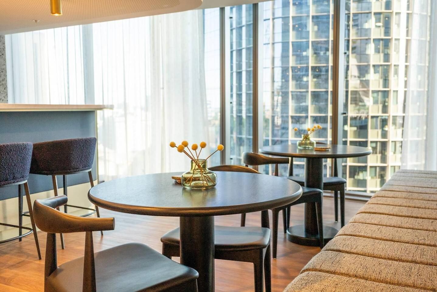 Apartment Bright & Calm Haven Lv 17 - W/ Sky & Balcony Views - Brisbane