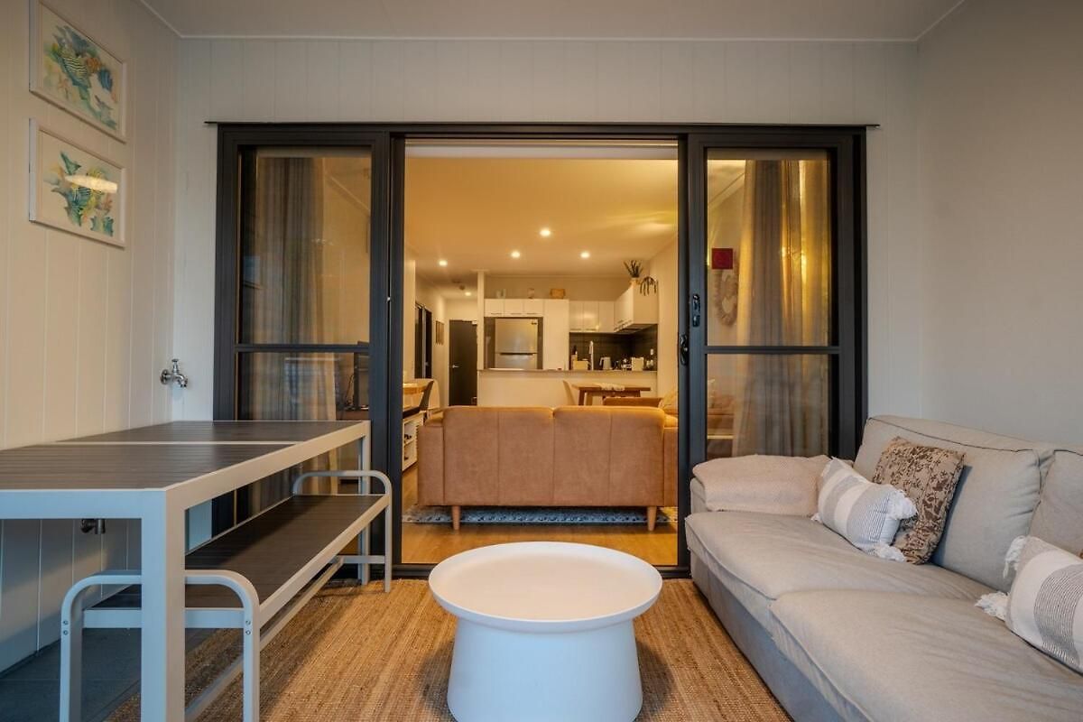 Sleeps 8 Near Uq 10 Mins Cbd Dual Living Brisbane