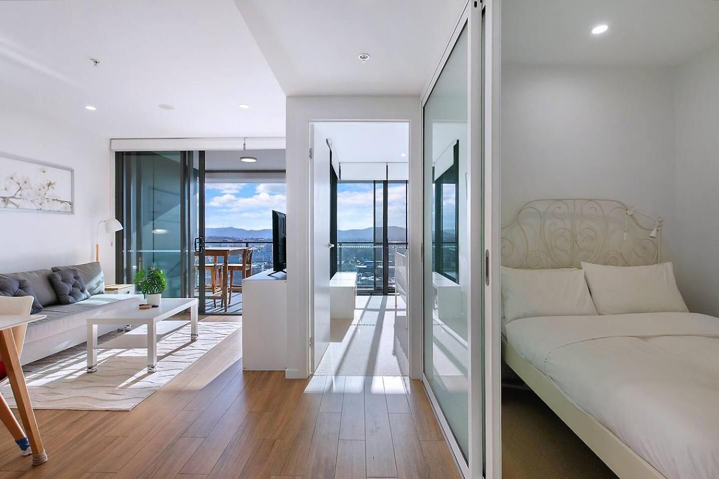 Apartment Windward - Inner-city Skyline With Pool Access