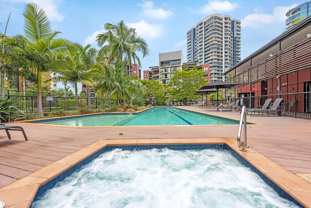 Apartment Hideaway - Pool Gym Bbq Tennis Court Brisbane
